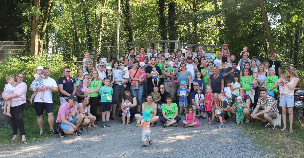 Gruppenbild Sommerfest 2017.JPG